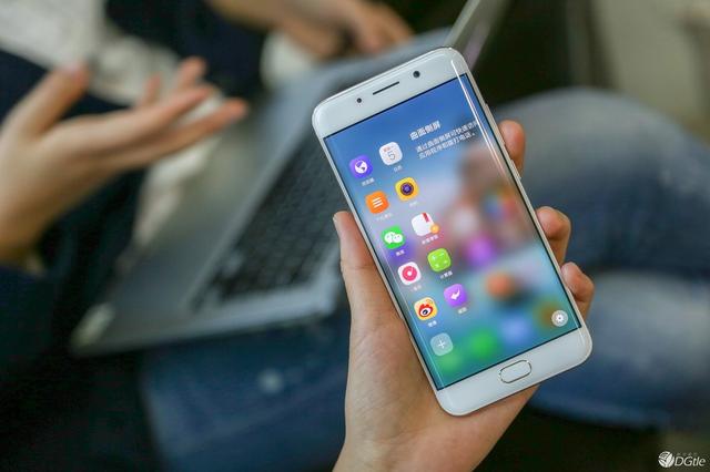 集各家之所长，vivo Xplay6 轻体验丨数字尾巴
