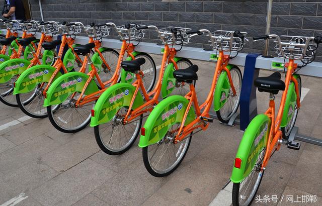 绿色的共享单车怎么用(绿色的共享单车app)