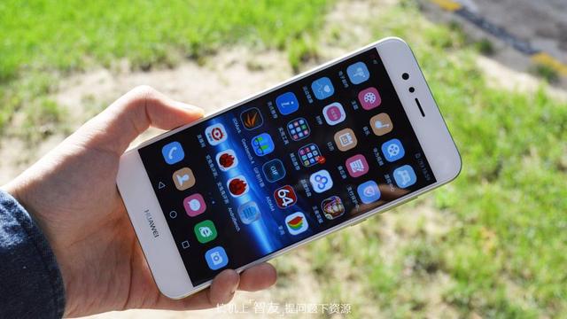 vivo和OPPO的强敌？华为公司nova2 Plus图赏