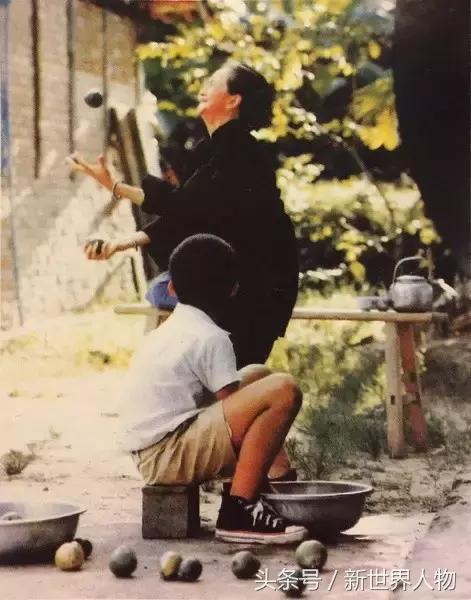 新世界人物——影谈—台湾新电影导师——侯孝贤