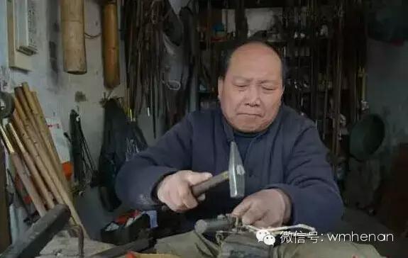 河南禹州最后一代手工制秤人：传承技艺是最大心愿