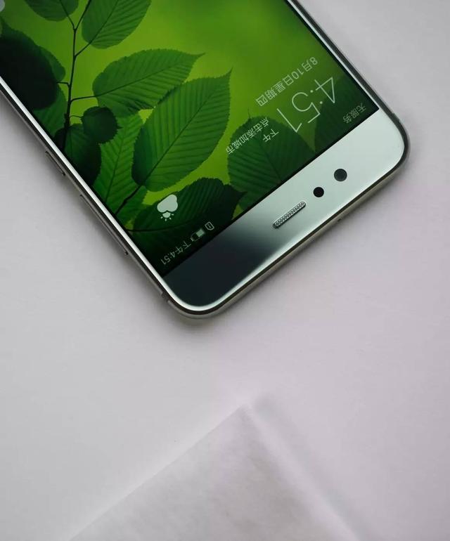華為公司nova 2 Plus 魔鏡板圖賞：更閃耀，更出色