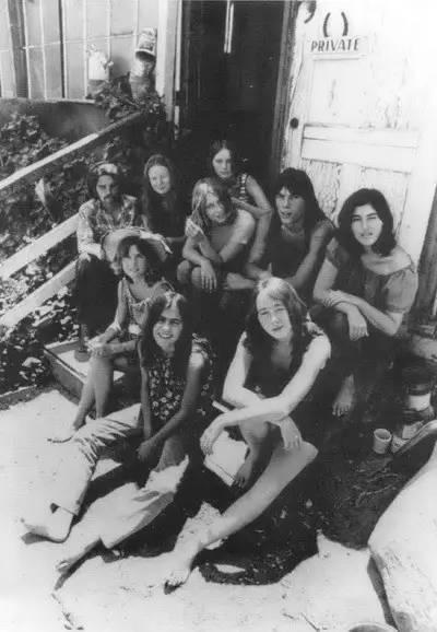 曼森：是披头士的歌暗示我去杀人的