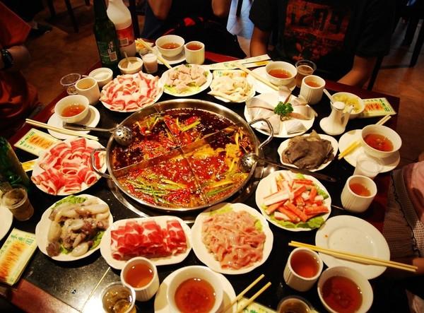 重庆：10大必吃美食！炎热夏季，没有食欲？也能让你胃口大开！