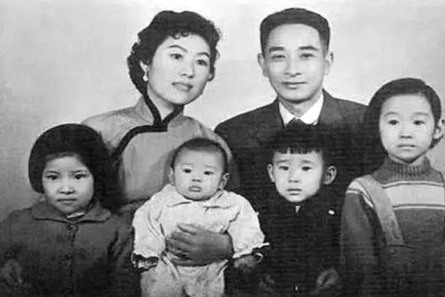 读多了所谓的南怀瑾人生鸡汤，却不知真正难能可贵的是他的风骨