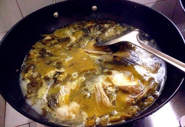 酸菜鱼详情做法步骤，老婆说这样做才好吃……鱼片不散，顺滑爽口