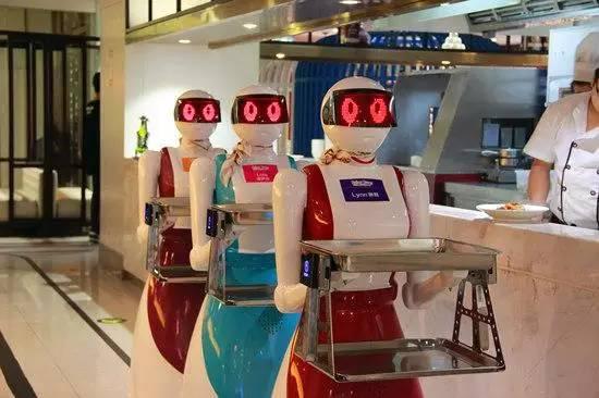 雷区慎入！“咖啡馆+机器人”没有你想的那么简单