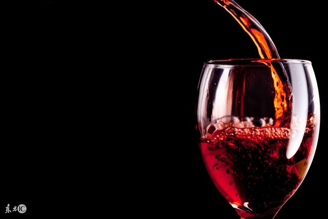 红葡萄酒的功效是什么