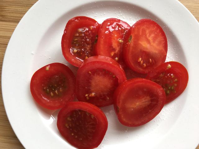 西红柿这样做，你肯定没吃过！
