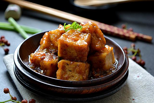 豆腐这样做太好吃了，保你多吃两碗饭！