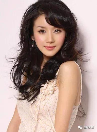 7大女明星整容失败越变越丑 萧蔷脸肿嘴歪 巩新亮成“僵尸新娘”