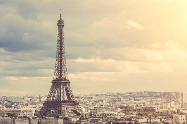 巴黎旅游要多少钱(2人去法国旅游花多少钱)