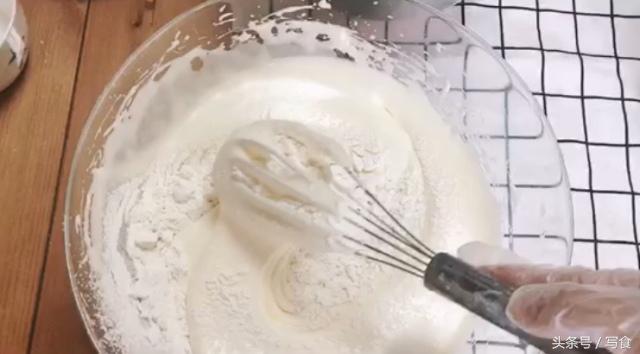 韩式裱花必学的3种基础奶油霜，一起开启精致的蛋糕装饰