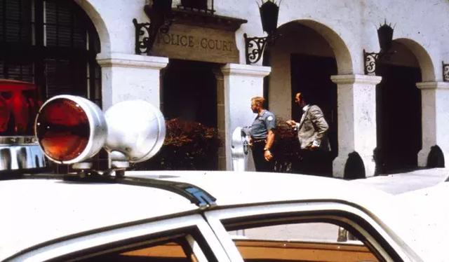 为了90美元，他们在实验里成为真实的恶魔与羔羊，仅6天就已失控