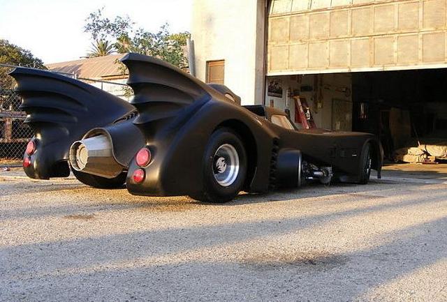 周杰伦最爱座驾“蝙蝠车”为何不能上路？