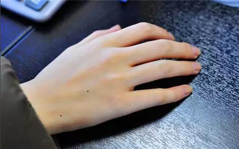 左手夺物痣什么意思夺物痣是好痣还是坏痣