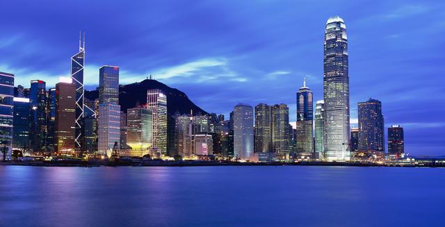 去香港旅游是跟团还是自由行好？