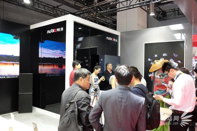 P&E2016：Z11 mini亮相 nubia展位報導