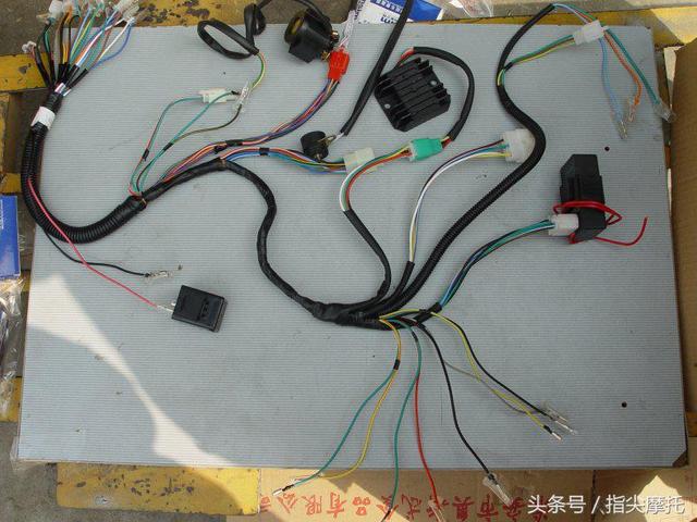 摩托车安全换胎小贴士