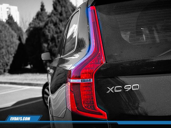 試駕沃爾沃XC 90 T8插電混動(dòng)，寒冬里的一股激情