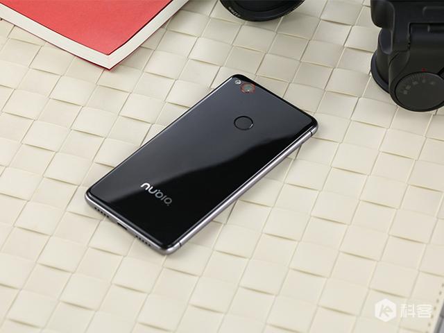 nubia Z11 mini評測感受：仍然小而精
