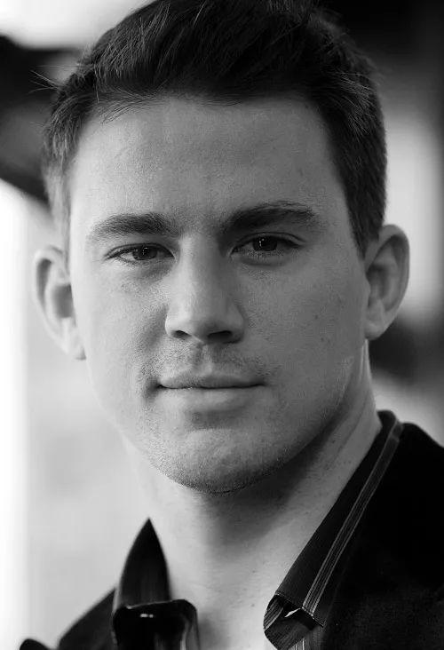 多亏了女神，才没有错过这反转再反转的悬疑片