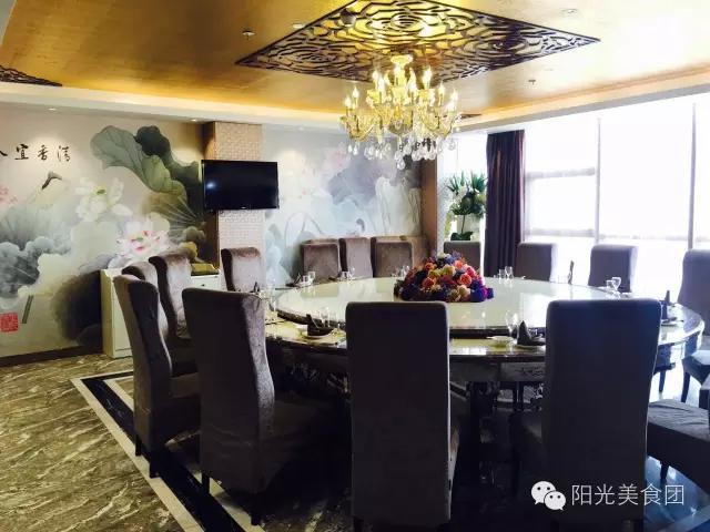 阳光探店~郑州瑞达路化工路附近有家能容纳150桌的婚宴餐厅