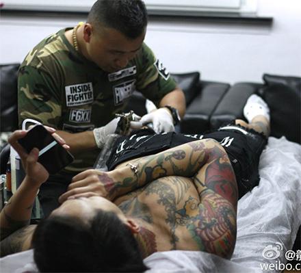 “中国纹人志” 龍刺堂-陈富平：纹身是一种内心的强大和力量