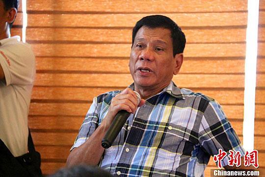 菲律宾总统下令调查中国人遭绑架案 有人付赎金后仍被杀