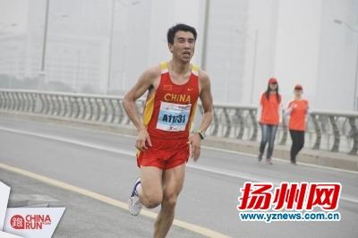 北京残奥会中国首个马拉松冠军 扬州籍祁顺候选央视体坛风云人物