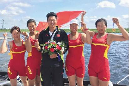 滨州姑娘鲁诗雨摘得赛艇青赛私人双桨2000米金牌