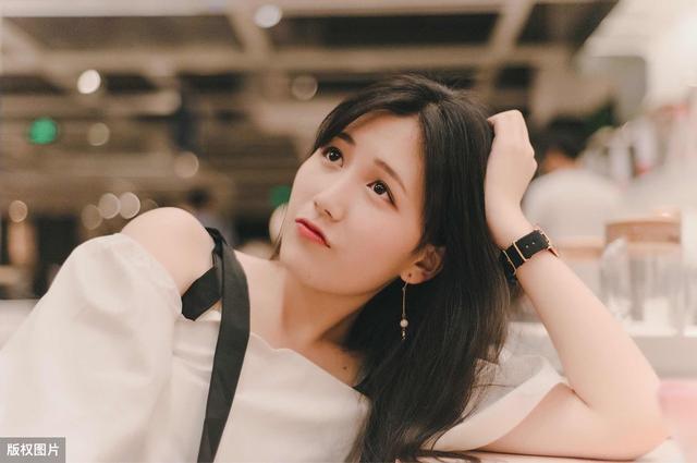 搭讪是什么意思(搭讪的意思到底是什么)