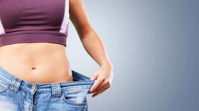 降低體脂率的4個方法，只需3個月，讓你暴瘦一圈