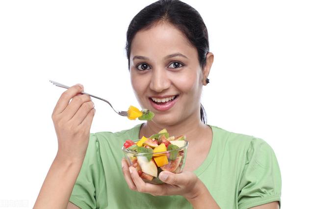 減肥達人分享：4個吃飯秘訣，每天熱量減少20%，讓體重降下來