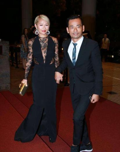 新一代赌王周焯华狠心甩掉4年生3胎的情人背后没那么简单