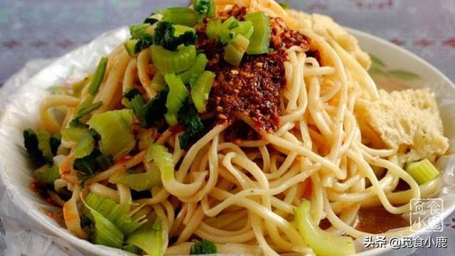 来重庆，本地人告诉你那些不得不吃的重庆美食，让你体验舌尖美味