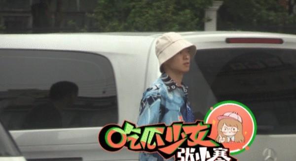 杨幂、魏大勋惊爆同居中！穿情侣装进出同小区 画面全被拍