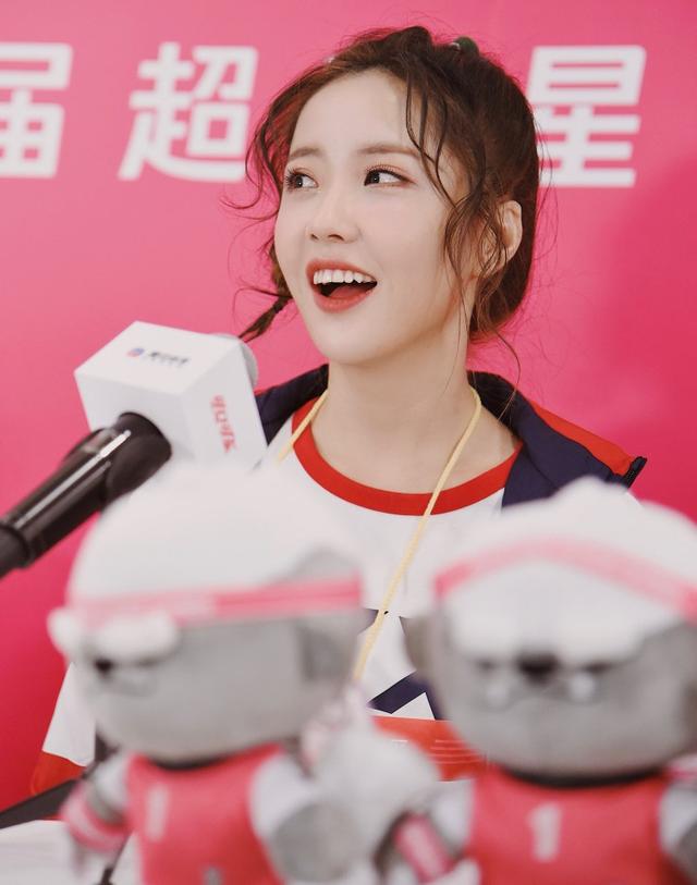 王艺瑾|何洛洛回复王艺瑾道歉 不依不饶的粉丝是几个意思？饭圈戾气为何这么重？