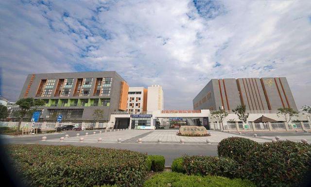 上丹阳华南实验学校需要什么条件?