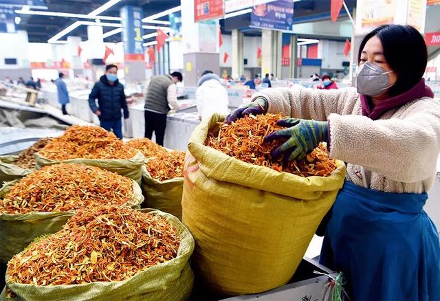 世界中药市场，日韩所占份额远超国内，中医药出海如何破局？