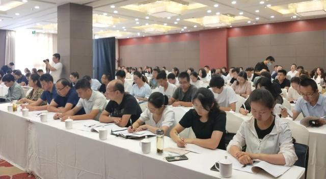 省文旅厅推进崆峒区全域旅游发展培训班开班