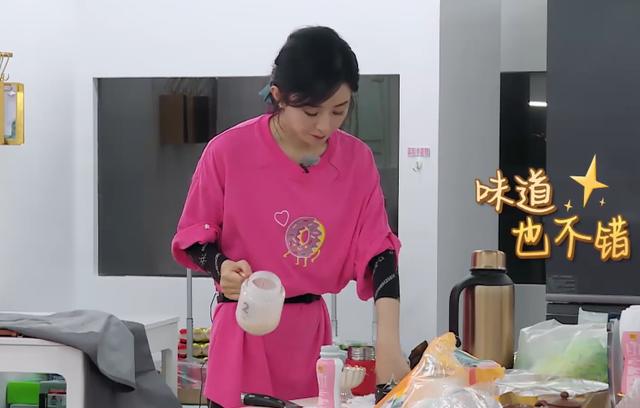 坏桃|赵丽颖以身试法坏桃不能吃 为啥说赵丽颖勤俭节约？