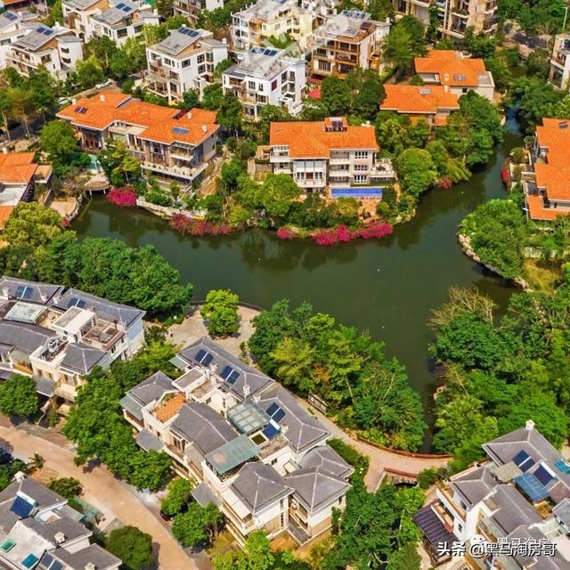 深圳龙岗·横岗·振业城单价3.6万买382平五层7房大别墅