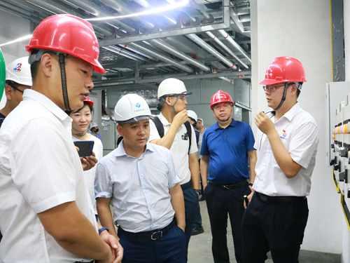 多家单位观摩中铁一局电务公司宁波轨道交通4号线机电项目