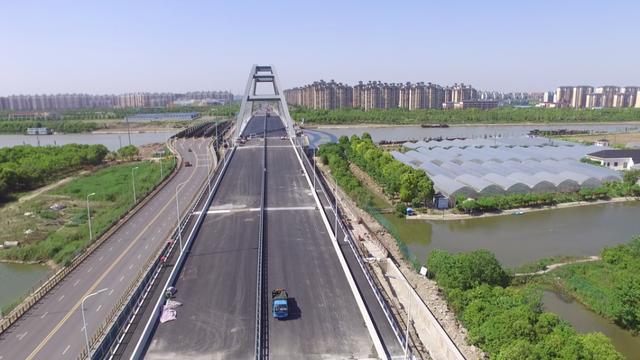上海浦星公路大桥贯通：并非连接闵行区和奉贤