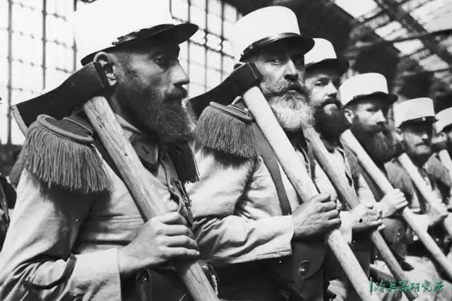 评价刘永福和冯子材