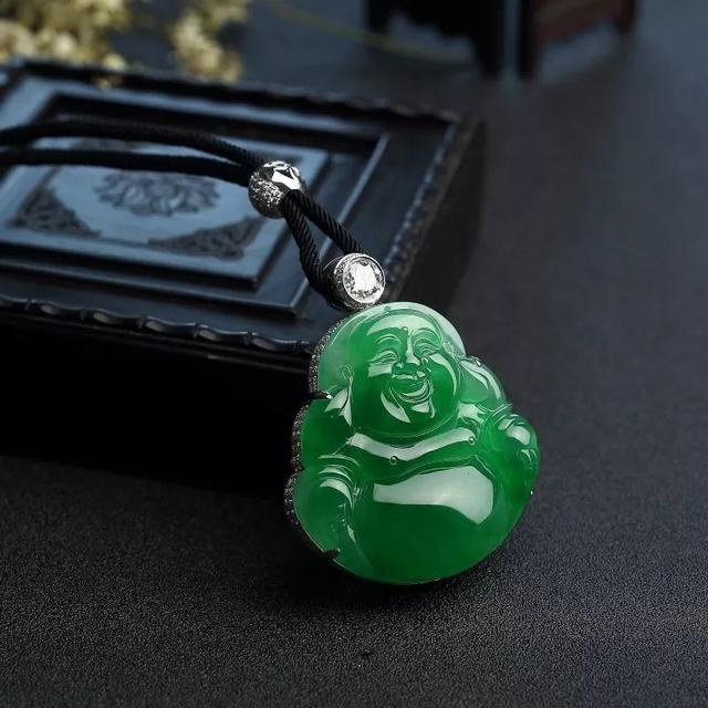 请问花青种翡翠有收藏价值吗 院勾问答