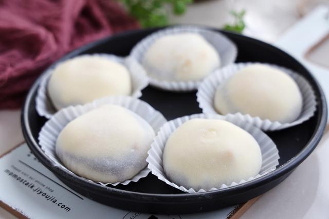 立秋后，我家最爱的甜点，蒸一蒸就搞定，孩子家人都爱吃，馋哭了