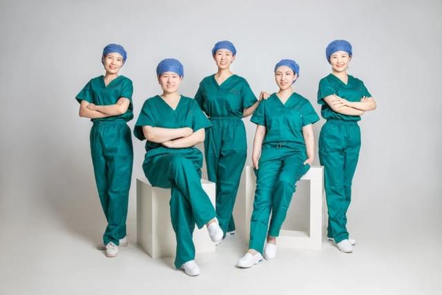 她们用南丁格尔誓言，把平凡铸成美丽瞬间！