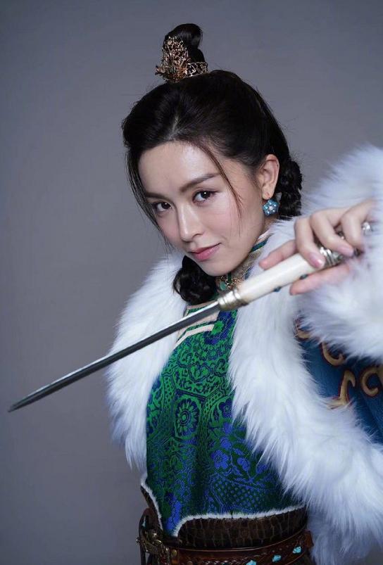 《倚天屠龙记》演员定妆照曝光，林峯饰演张无忌被嘲像乞丐